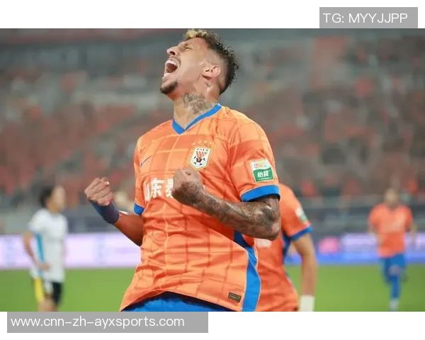 克雷桑分享进球庆祝照坚持不懈是成功的必经之路