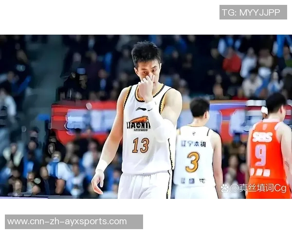 郭艾伦状态平平表现不佳8投仅中3分数和失误成比赛焦点