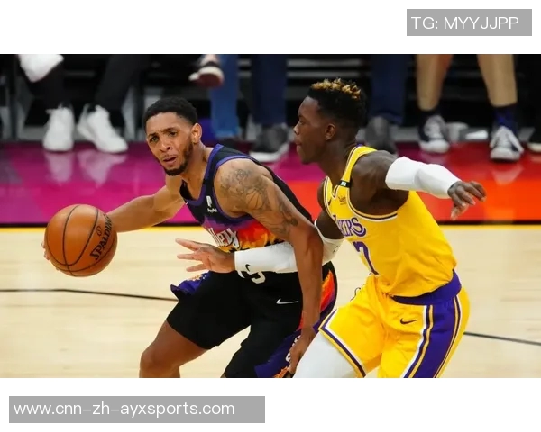 布克强调团队合作重要性力求避免单打独斗保持合理出手机会